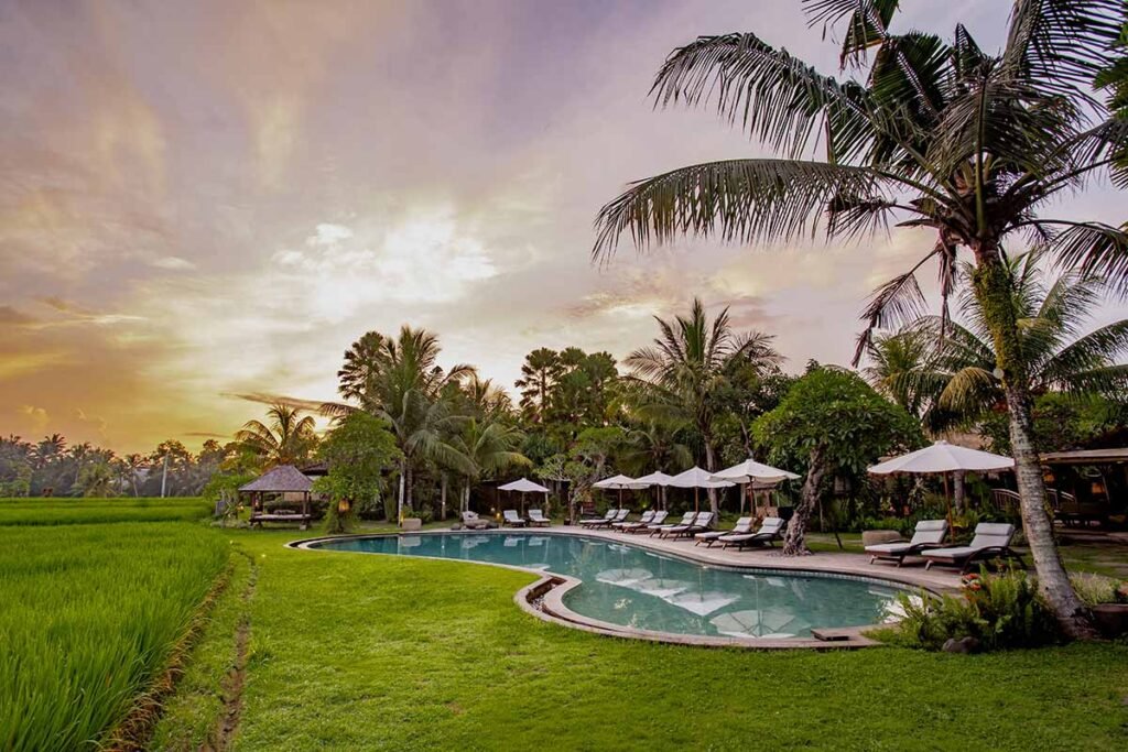 infinity-pool-aryavillas